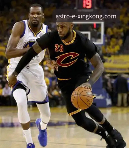 星空官网安装教程 3个关键转折点:解析骑士险胜魔术背后的战术博弈